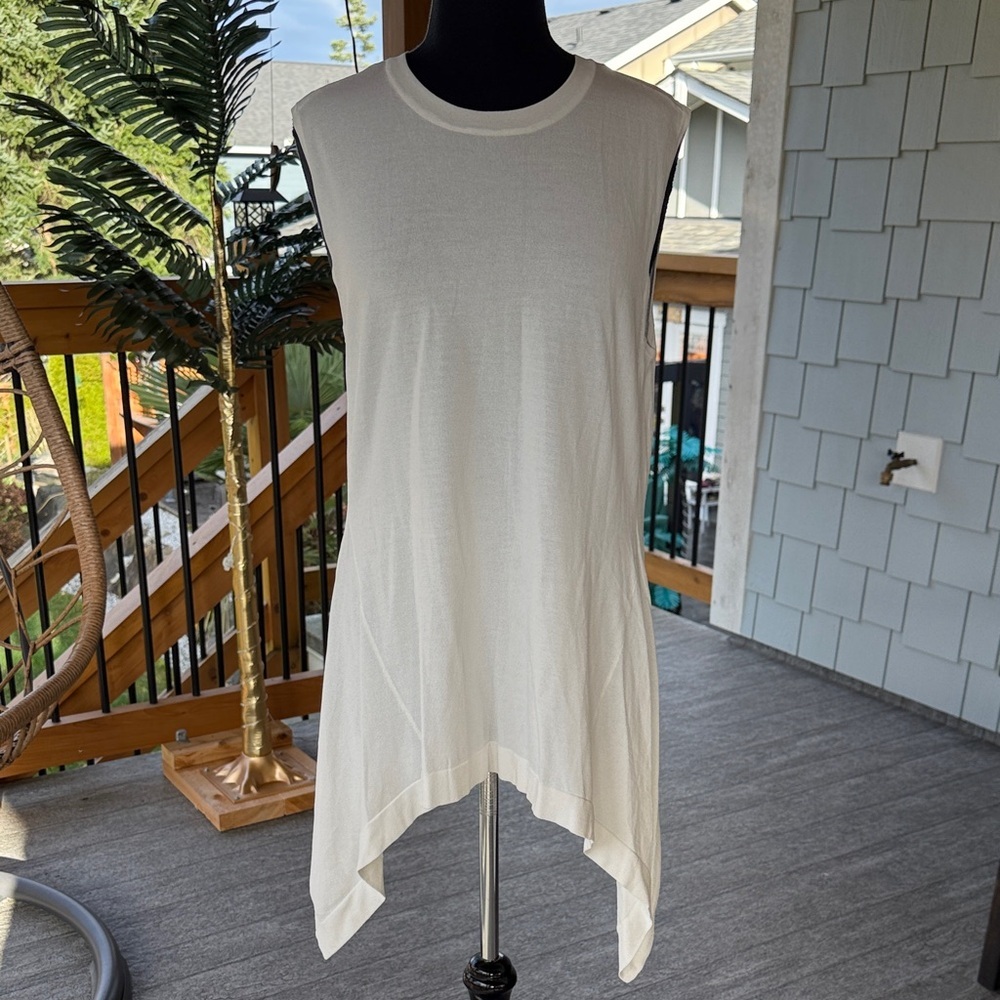 Banana Blue | Handkerchief Sleeveless Tunic